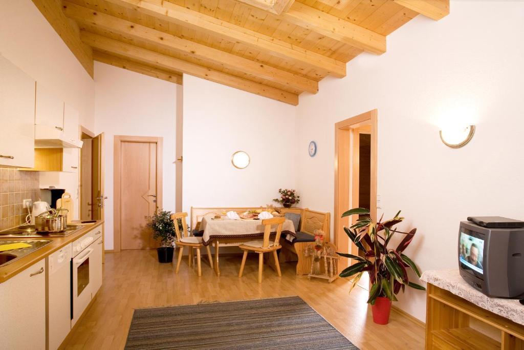 Haus Weidmannsheil Apartamento Längenfeld Quarto foto