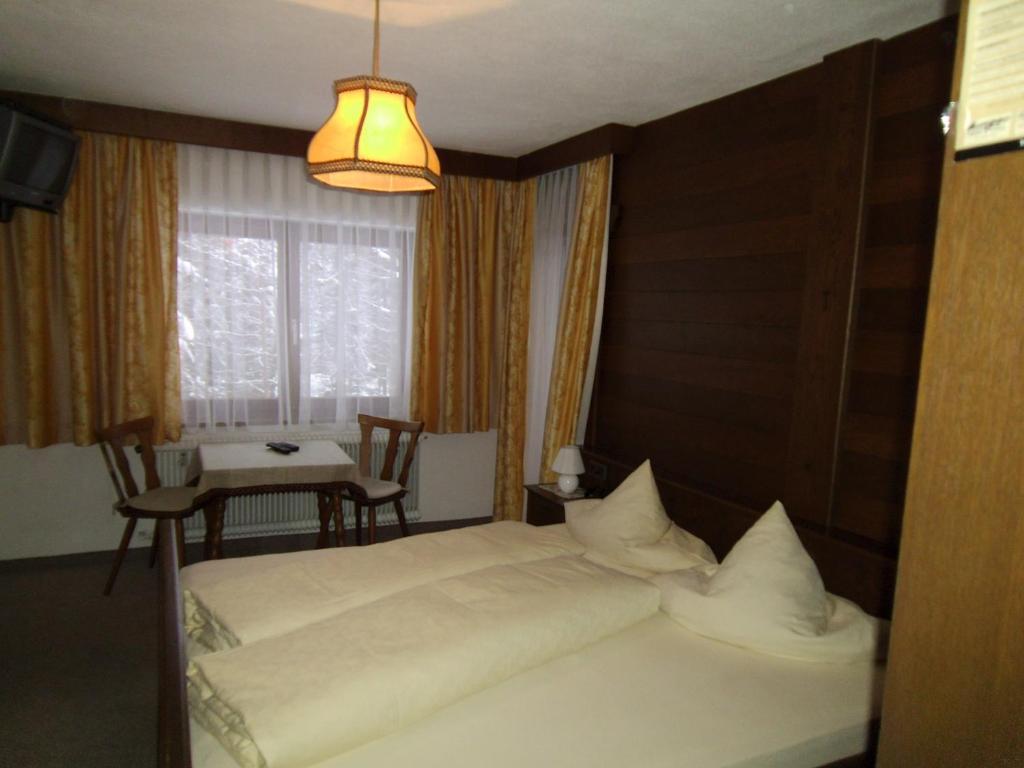 Haus Weidmannsheil Apartamento Längenfeld Quarto foto