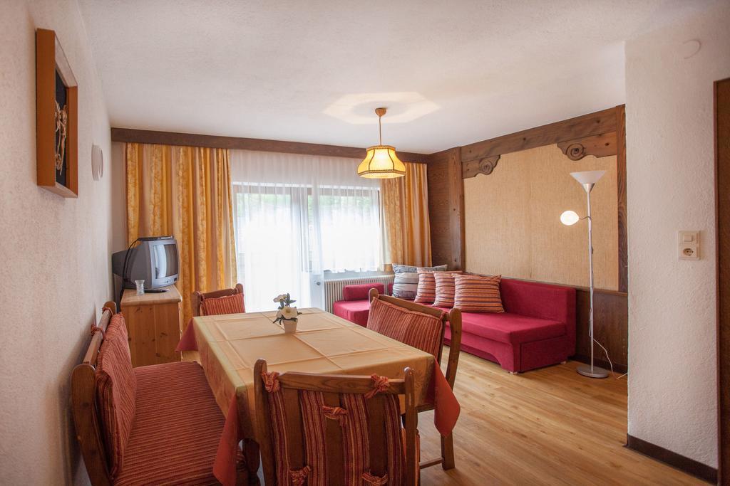 Haus Weidmannsheil Apartamento Längenfeld Exterior foto