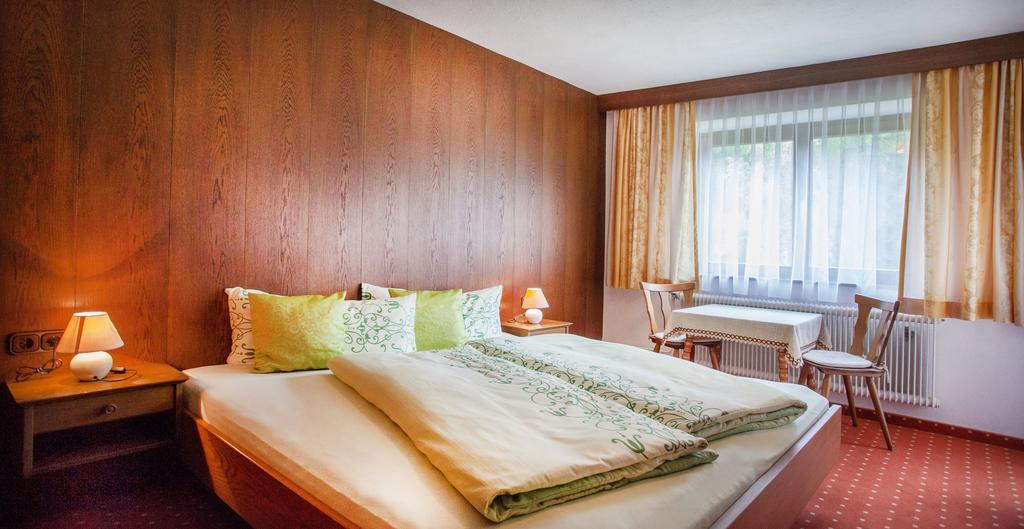 Haus Weidmannsheil Apartamento Längenfeld Exterior foto